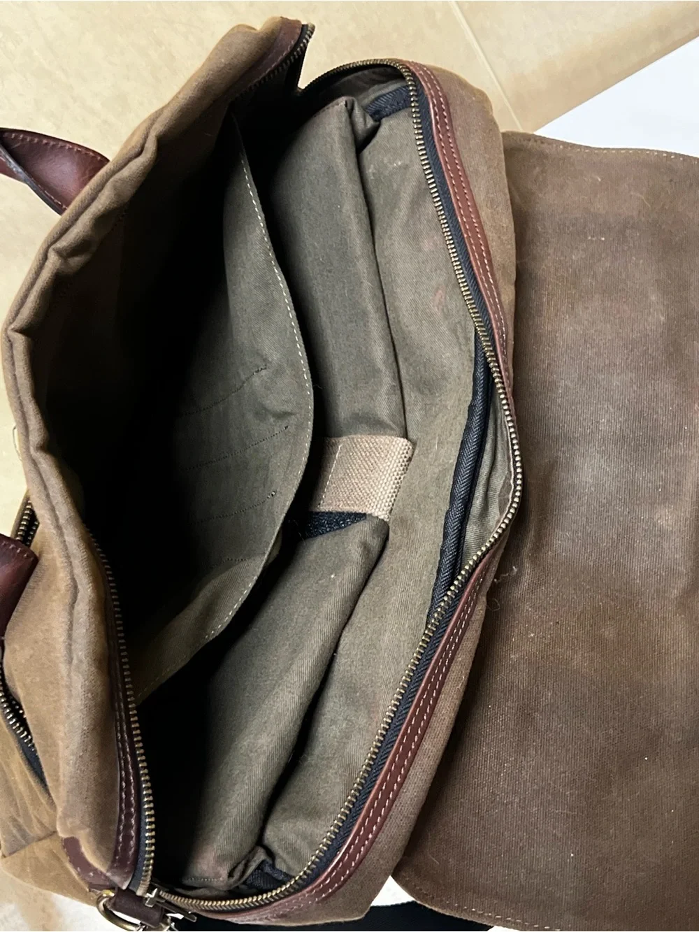 Vintage Racing Green British brown Briefcase messenger bag